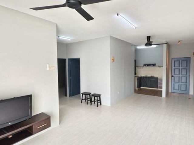 Apartment for rent in Petaling, Damansara Damai