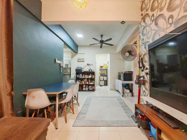 Apartment for sale in Petaling, Damansara Damai