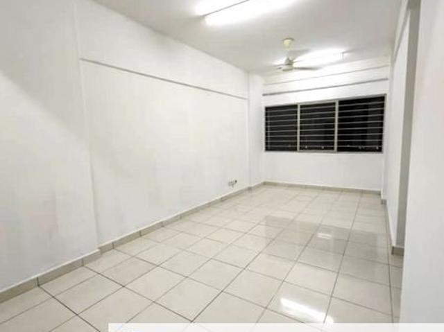 Condominium for sale in Petaling, Alam Impian
