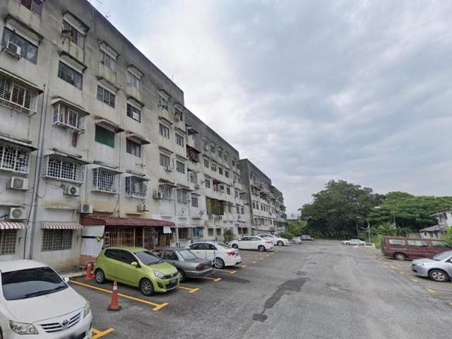 Apartment for sale in Kajang, Langat