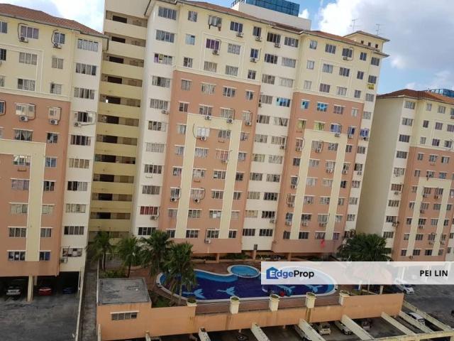 Condominium for sale in Petaling, Subang Jaya