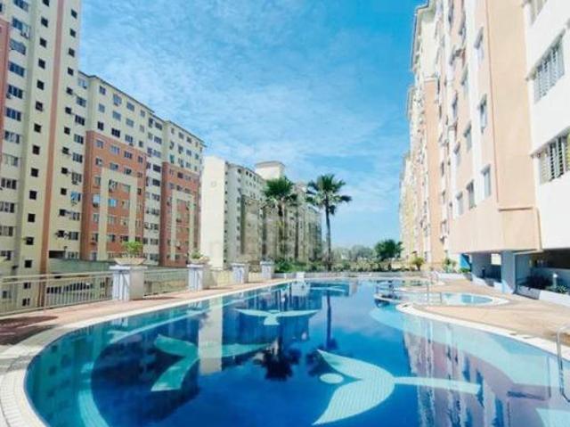 Serviced Residence for sale in Petaling, Subang Jaya