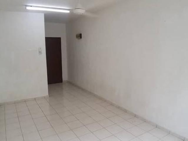 Serviced Residence for sale in Petaling, Subang Jaya