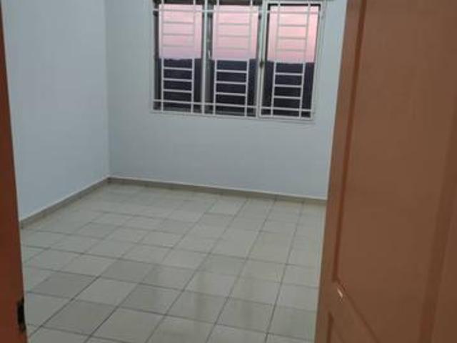 Serviced Residence for sale in Petaling, Subang Jaya