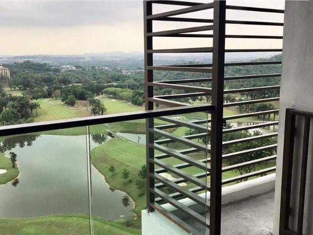 Room for rent in Petaling, Alam Impian
