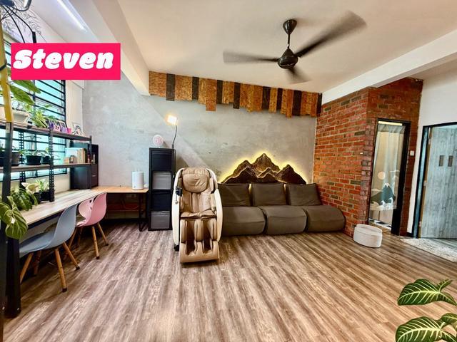 Terraced House for sale in Mukim 13, Georgetown