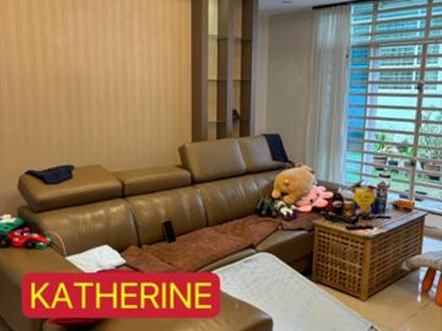 Townhouse for sale in Mukim 13, Georgetown