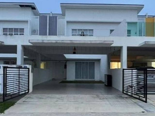 House for sale in Sendayan Village, Negeri Sembilan