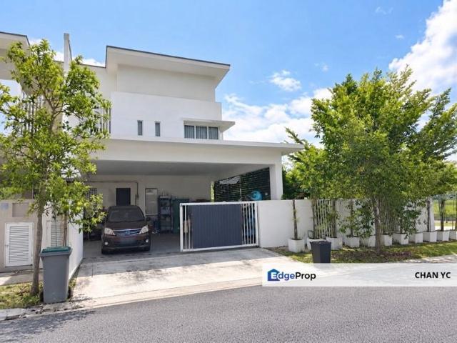 House for sale in Sendayan Village, Negeri Sembilan