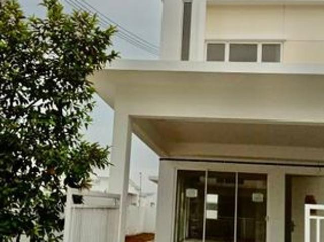 House for sale in Sendayan Village, Negeri Sembilan
