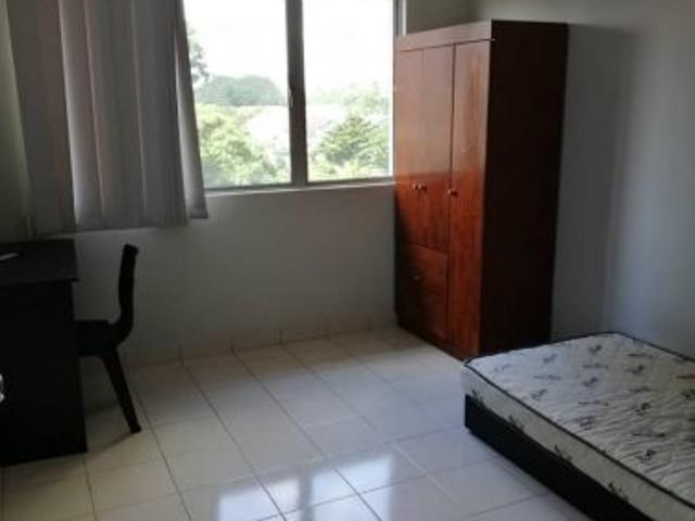 Room for rent in Petaling, Damansara Damai