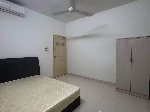 Room for rent in Petaling, Damansara Damai