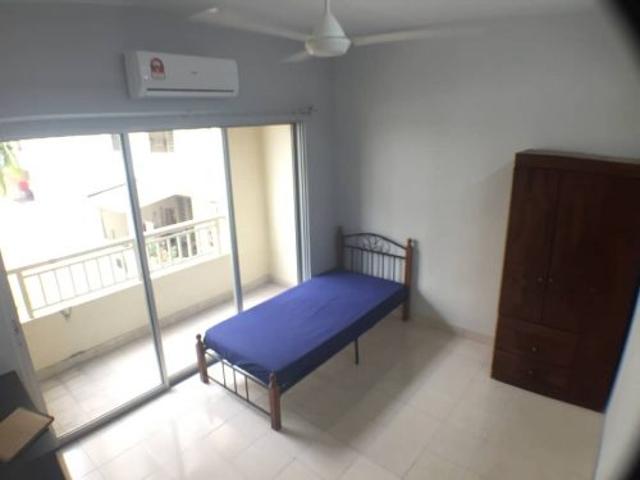 Room for rent in Petaling, Damansara Damai