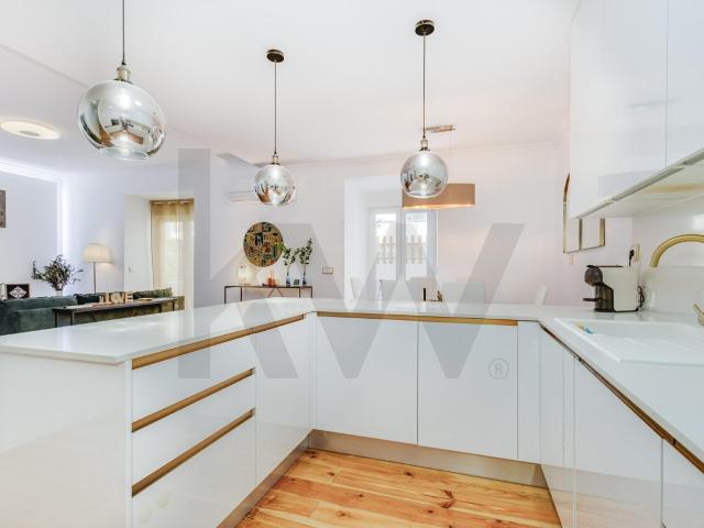 Apartamento venda em Estrela, Lisboa