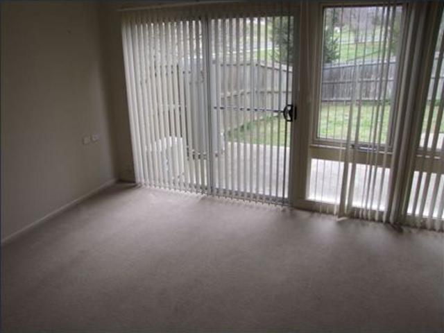 Townhouse for rent in Bathurst, New South Wales