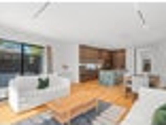 House for sale in Chaslands, Canterbury