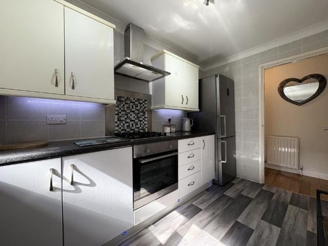 Apartment for rent in South Park, Red Hill