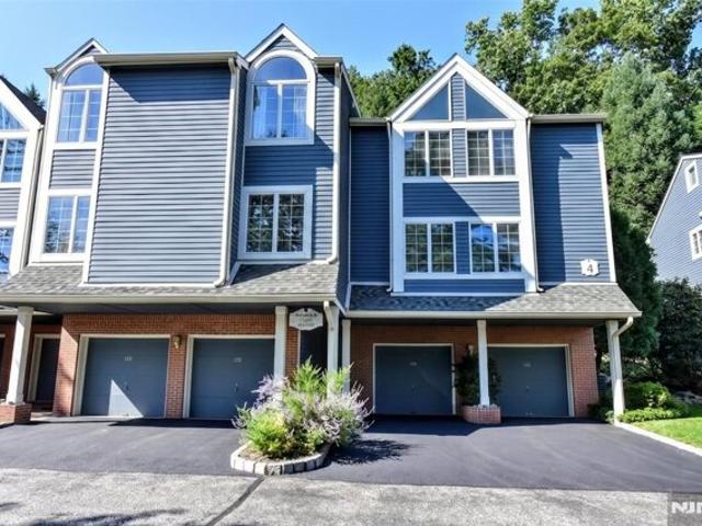 Condo for sale in Ramsey, New Jersey