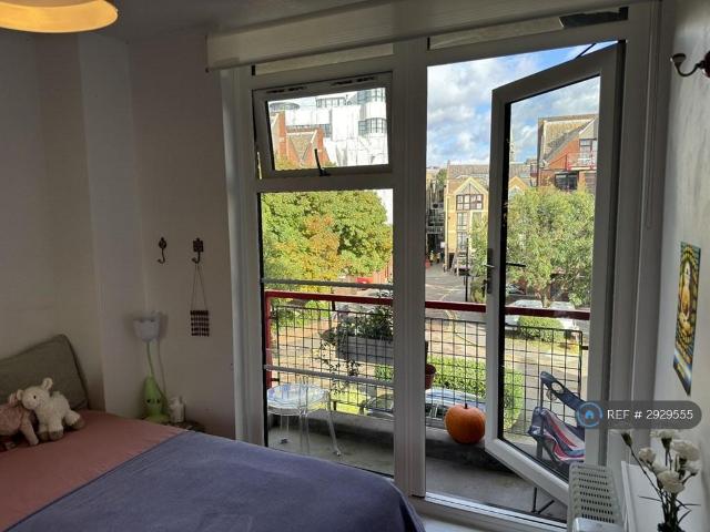 Apartment for rent in Bermondsey, Greater London