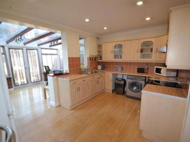 House for rent in London Borough of Barking and Dagenham, Greater London