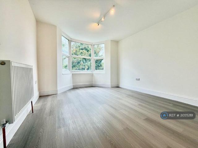 Apartment for rent in Cliftonville West, Thanet