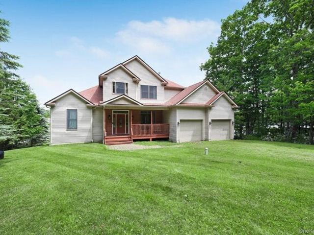 House for sale in Rock Hill, New York