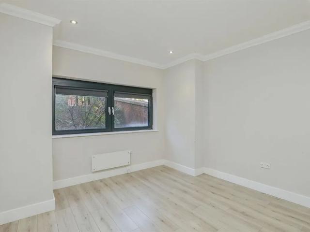 Apartment for rent in Lakenham, East Bank