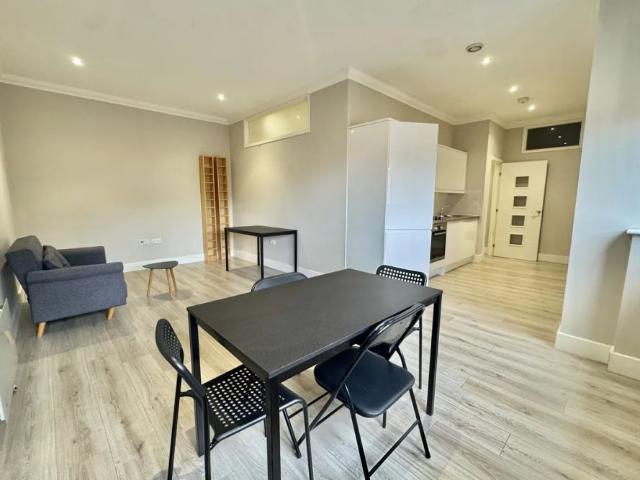 Apartment for rent in Lakenham, East Bank