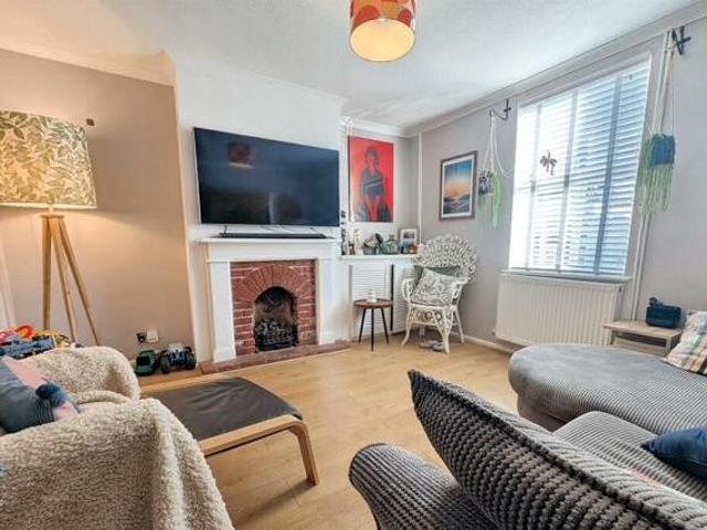 House for sale in Weeks, Ryde