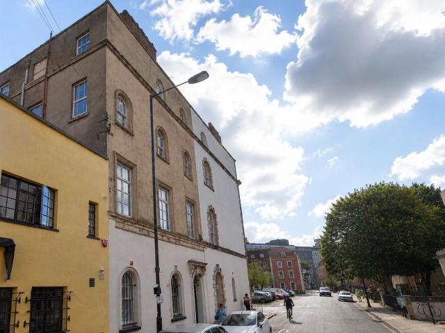 Apartment for rent in Stokes Croft, Feckenham