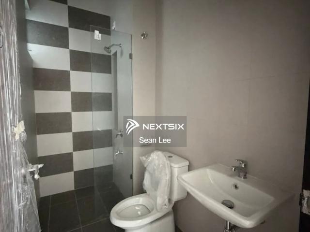 Shop for sale in Kuching, Bahagian Kuching