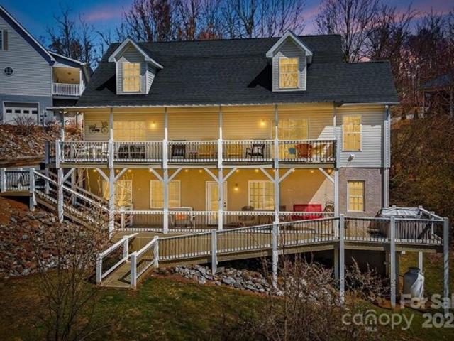 House for sale in Lake Junaluska