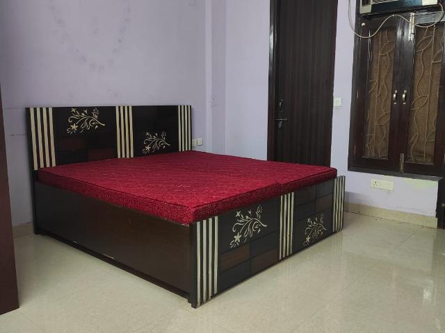 Property for rent in Hariana