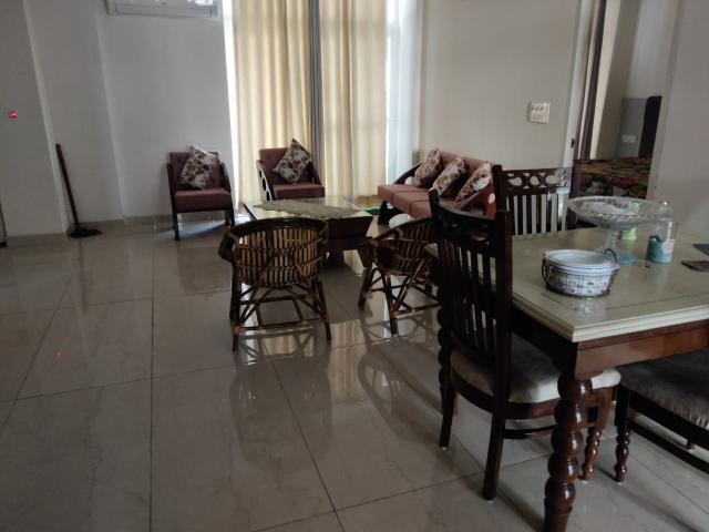 Flat for rent in Zirakpur, Punjab
