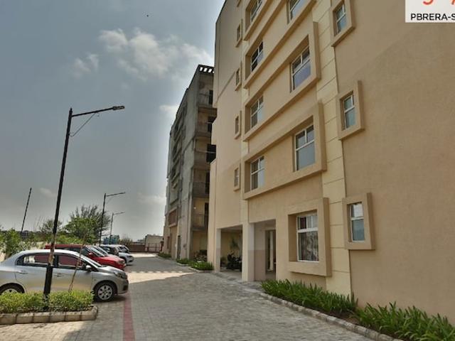 Flat for rent in Zirakpur, Punjab