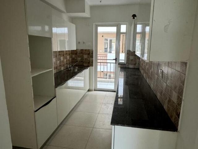 Flat for rent in Zirakpur, Punjab