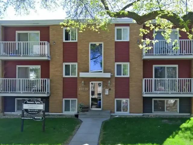 Apartment for rent in Wedgewood, Alberta