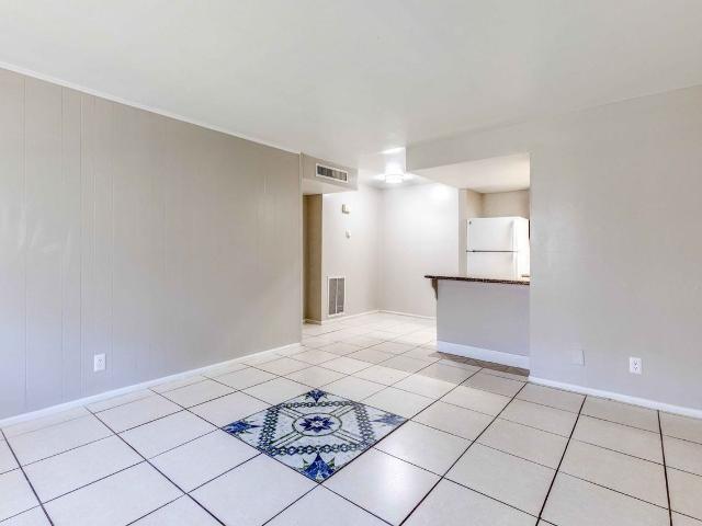 Apartment for rent in Mauriceville, Texas