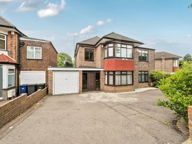House for rent in London Borough of Barnet, Greater London
