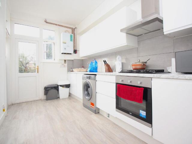 House for rent in Lane, Greater London
