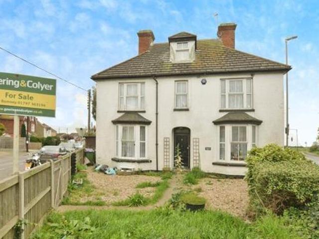 House for sale in Folkestone, Kent