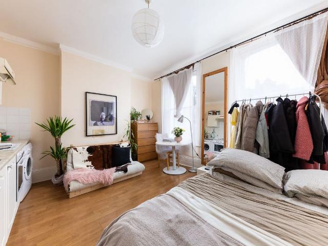 Studio for rent in Archway, Greater London