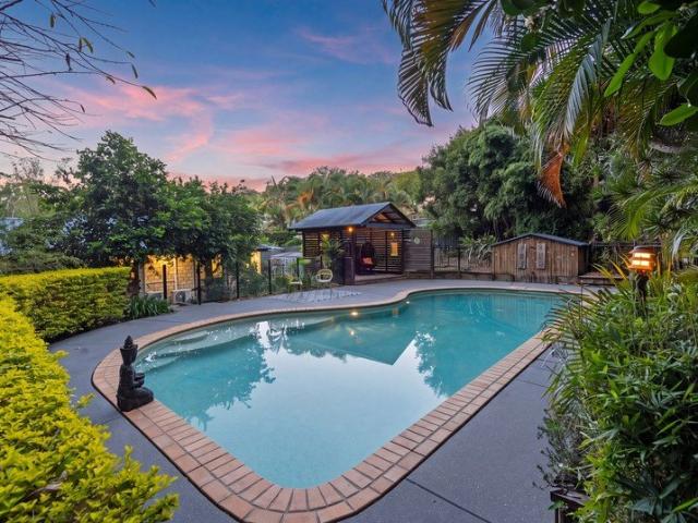 House for sale in Elanora, Gold Coast City