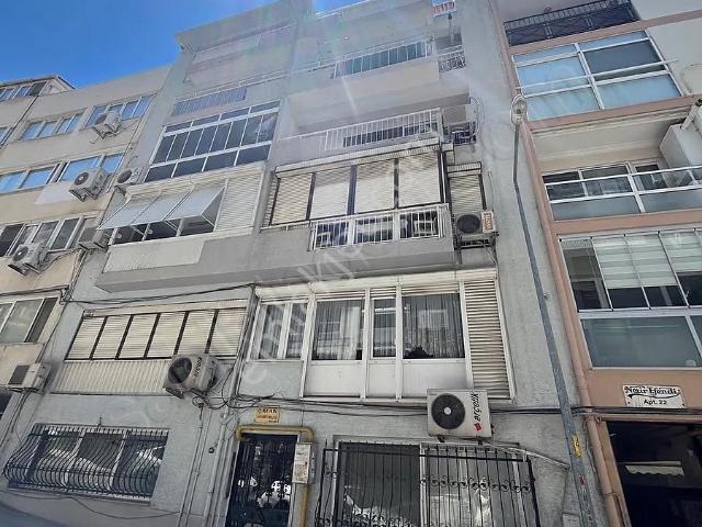 Konak, İzmir içerisinde satılık mülk