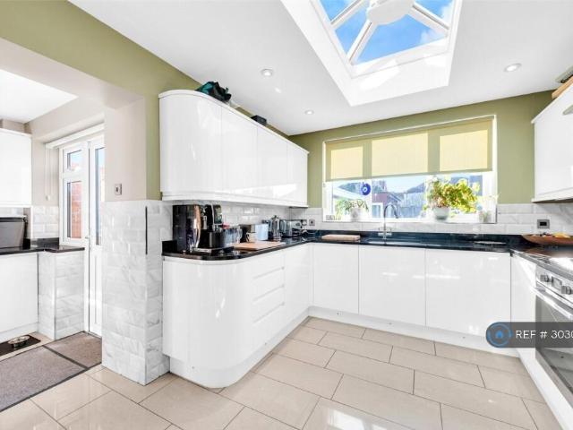 House for rent in Crook Log, Welling