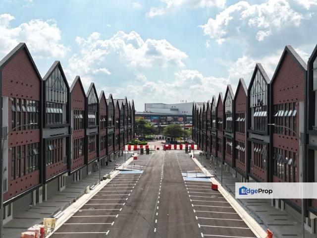 Shop for rent in Bukit Ledang, Johor