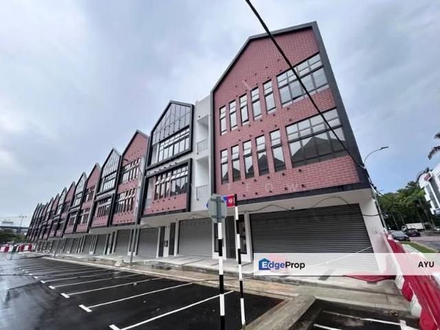Shop for rent in Bukit Ledang, Johor