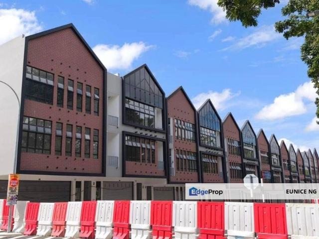 Shop for rent in Bukit Ledang, Johor