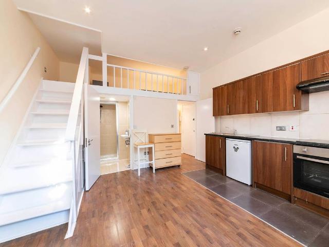 Studio for rent in Maida Vale, Greater London