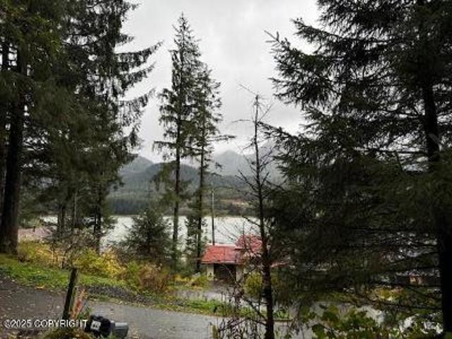 Land for sale in Auke Bay